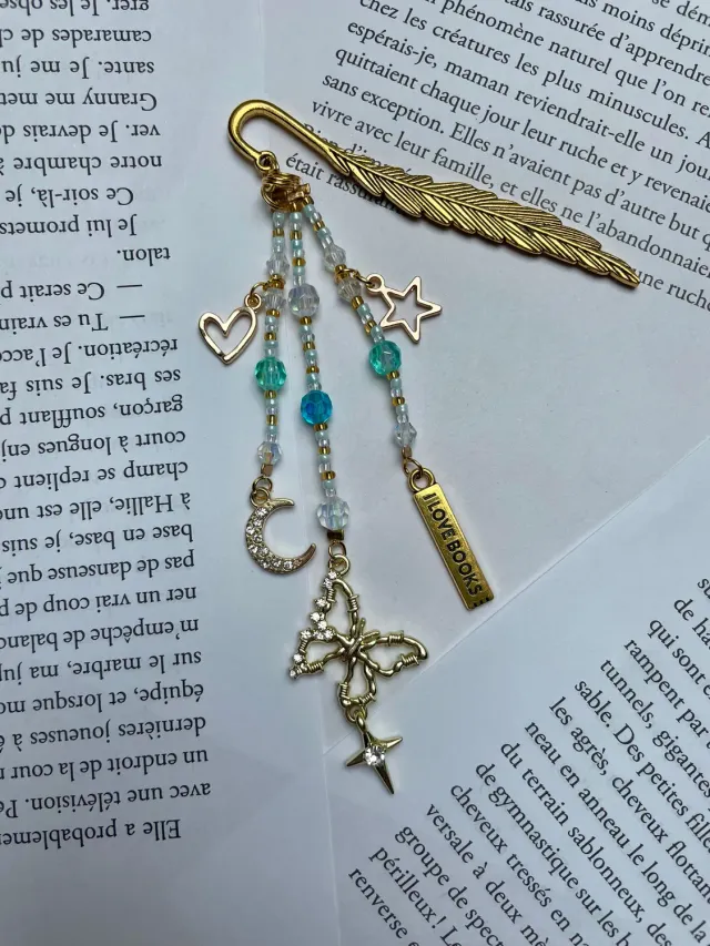 Pages en perles marque-page perles bleu papillon