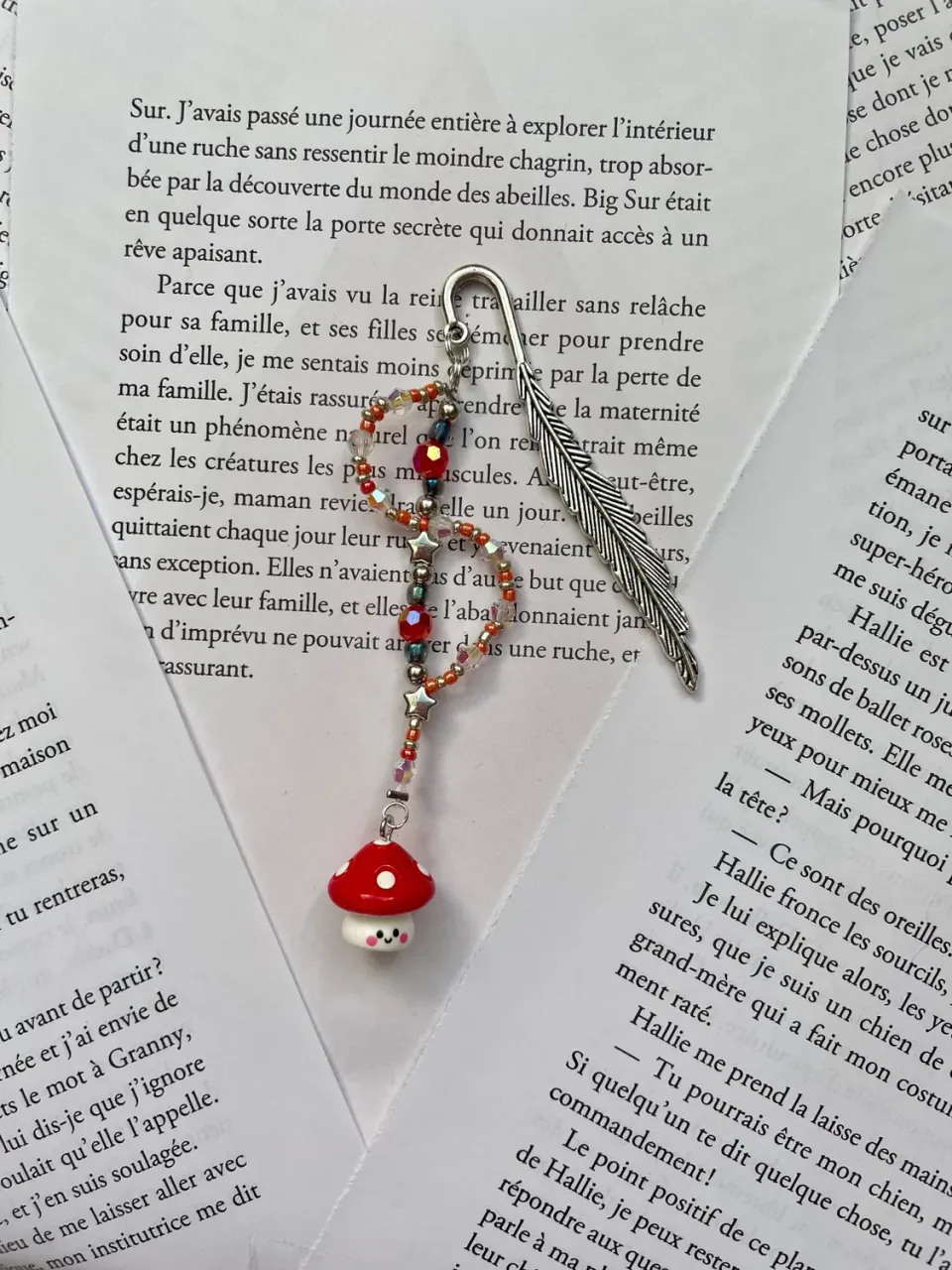 Pages en perles P'tit champi marque-page fait main