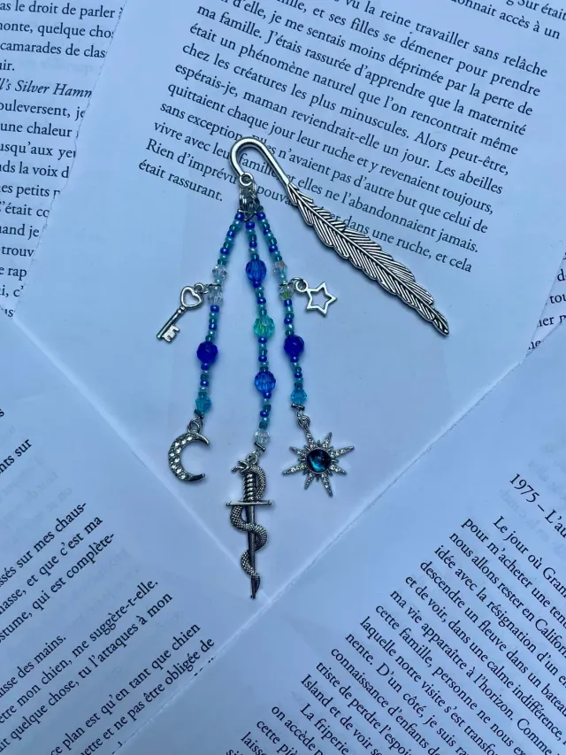 Pages en perles marque-page perles lune bleue fait main