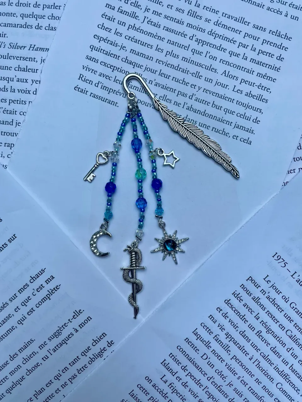 Pages en perles marque-page perles lune bleue fait main